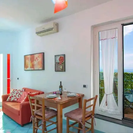 Holiday home In Amalfi Coast: Bouganvillea Romantica Casa Vista Mare *